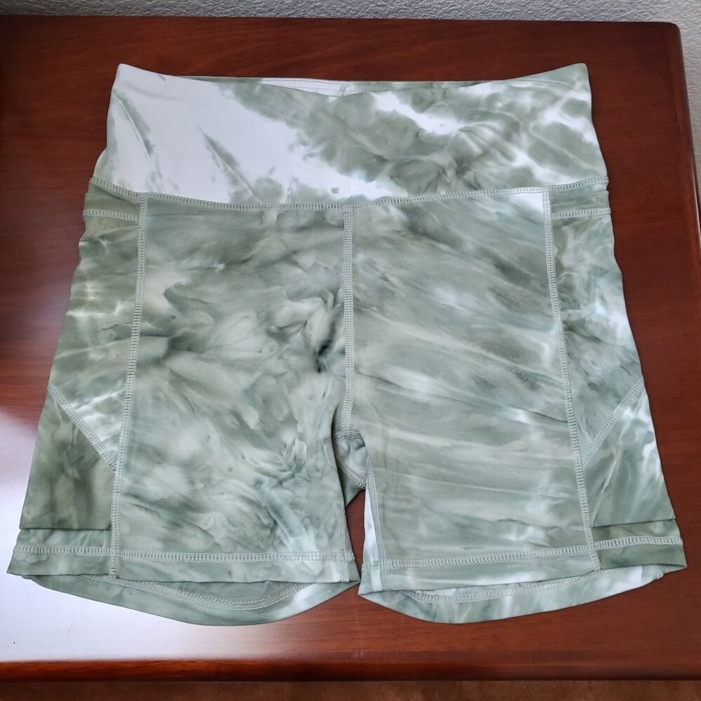 Senita Baseline Women's High Waisted Shorts in Sage w Pockets 5" inseam Size L